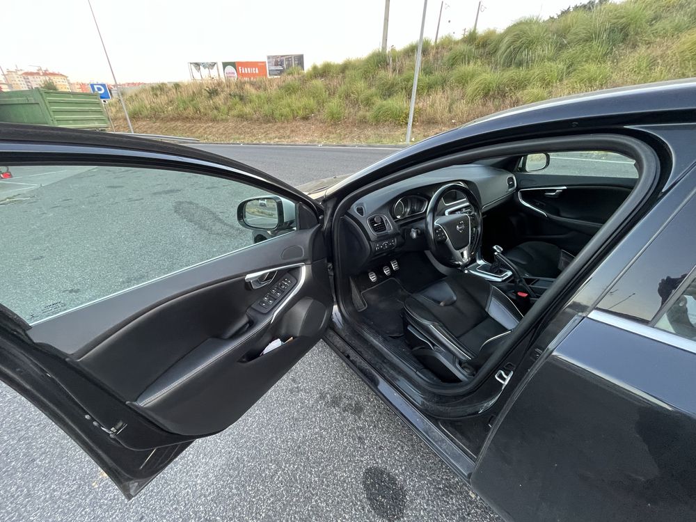 Volvo V40 D4 190cv