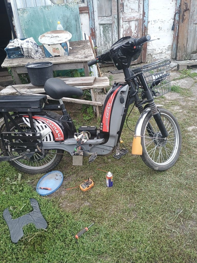 Електровелосипел під відновлення