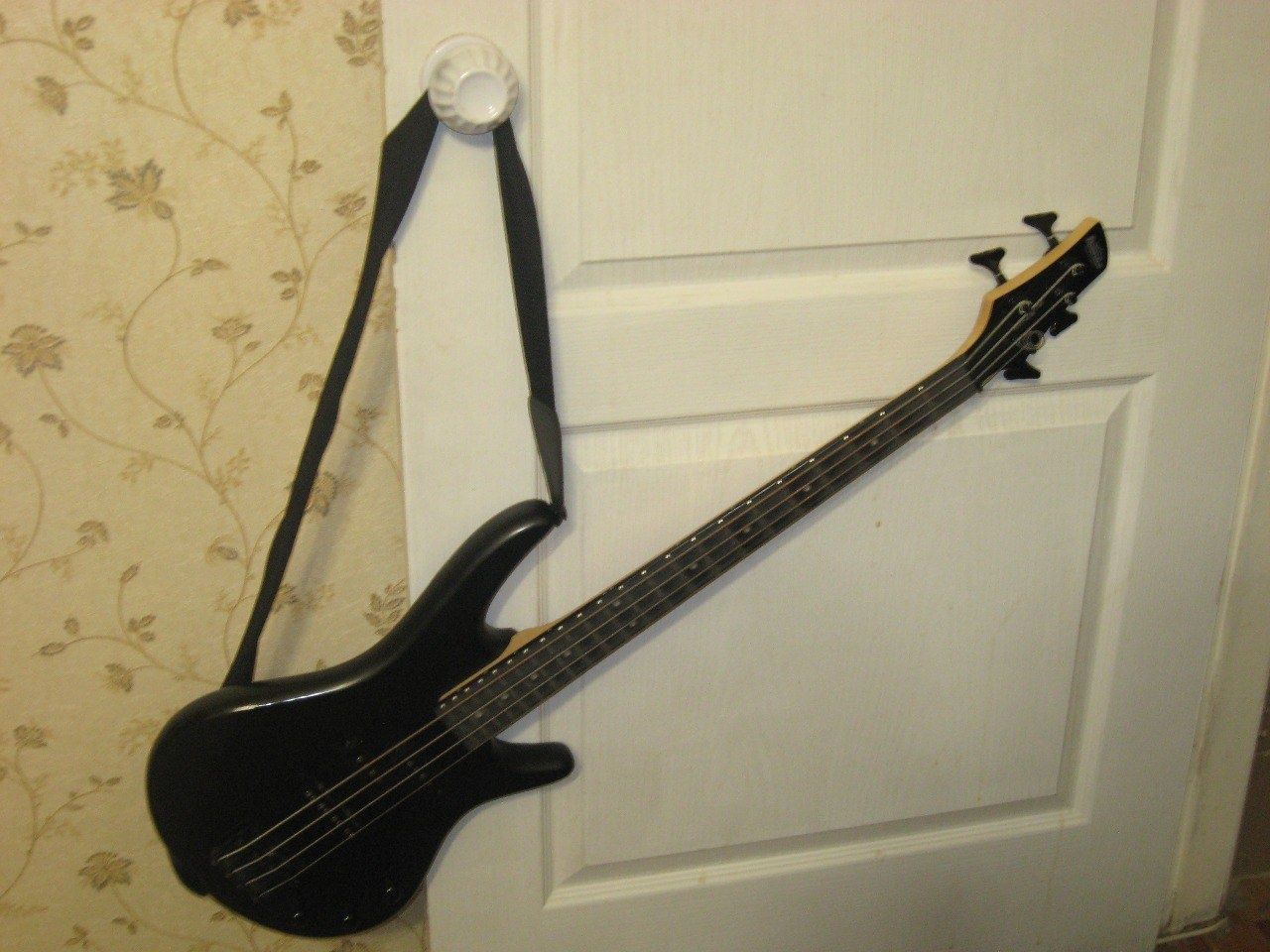 Бас гітара Ibanez gs230102442