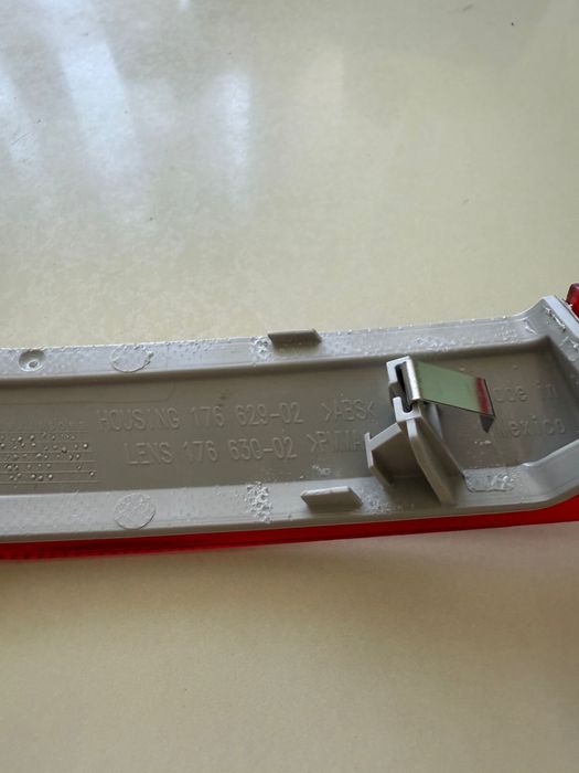 Катафот, світловітбивач, отражатель бмв х5 е 70.