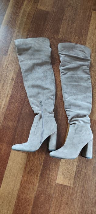 Kozaki zamszowe za kolano