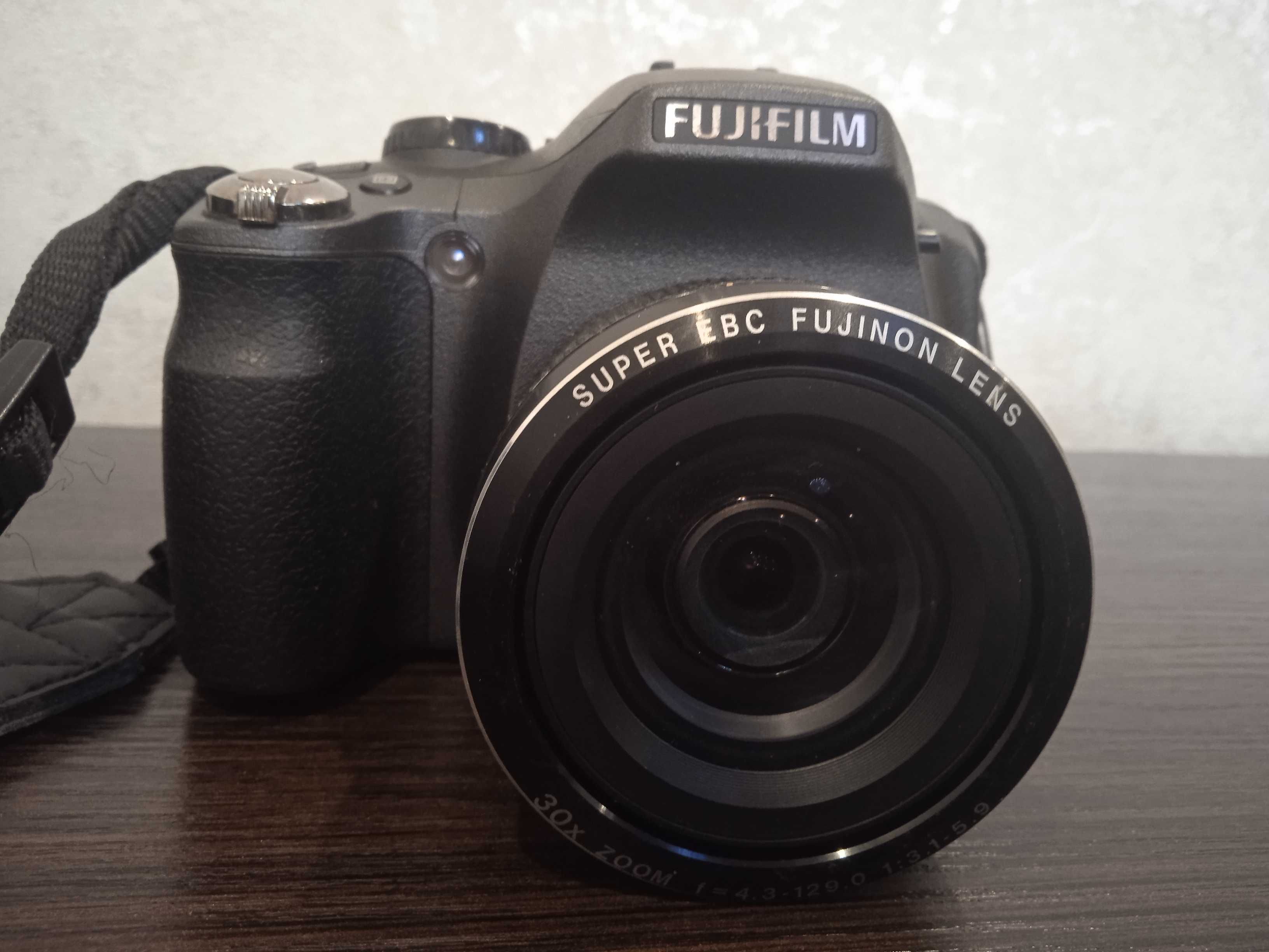 Фотоапарат Fujifilm sl300