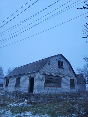 Будинок недобудований