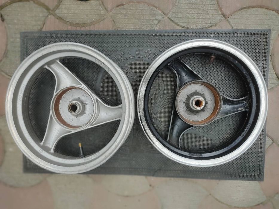 Колесо,диск,резина на скутер -10,12,13 д .