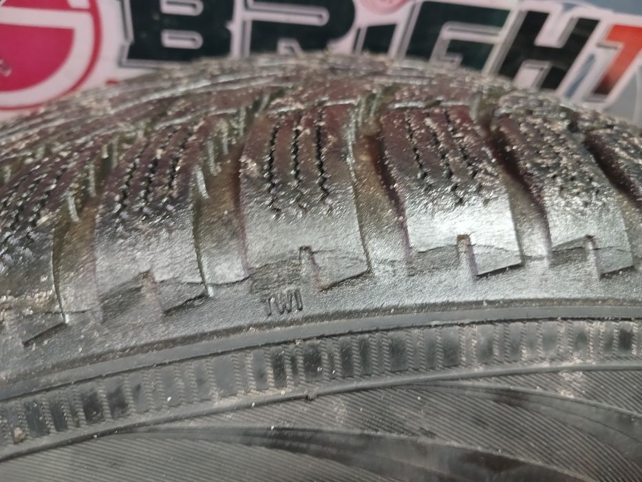 Nokian шини,резина 205 55 16 зима