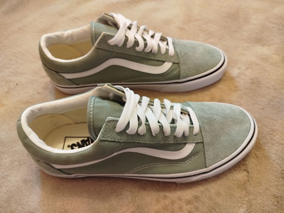 Жіночі кеди VANS-42розмір(27см)