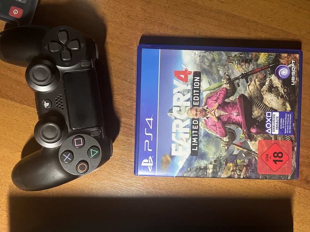 продам ps4 Fat в отличном состоянии