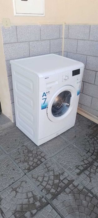 Maquina de lavar roupa como nova