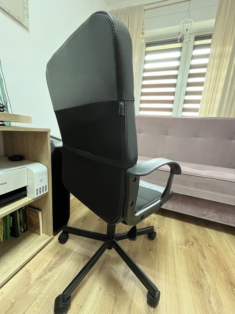 Krzesło do biurka IKEA Renberget + poduszka
