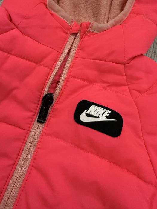 Комбінезон nike яскраво рожевий