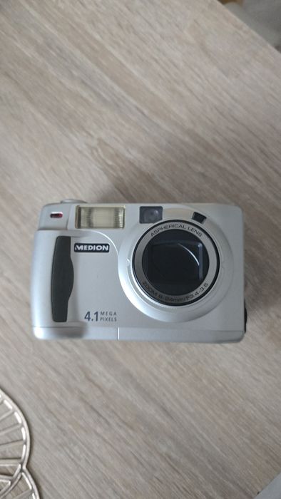 Aparat fotograficzny Medion