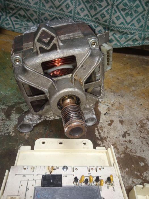 Продам Мотор (двигун) пралки Candy cbl120