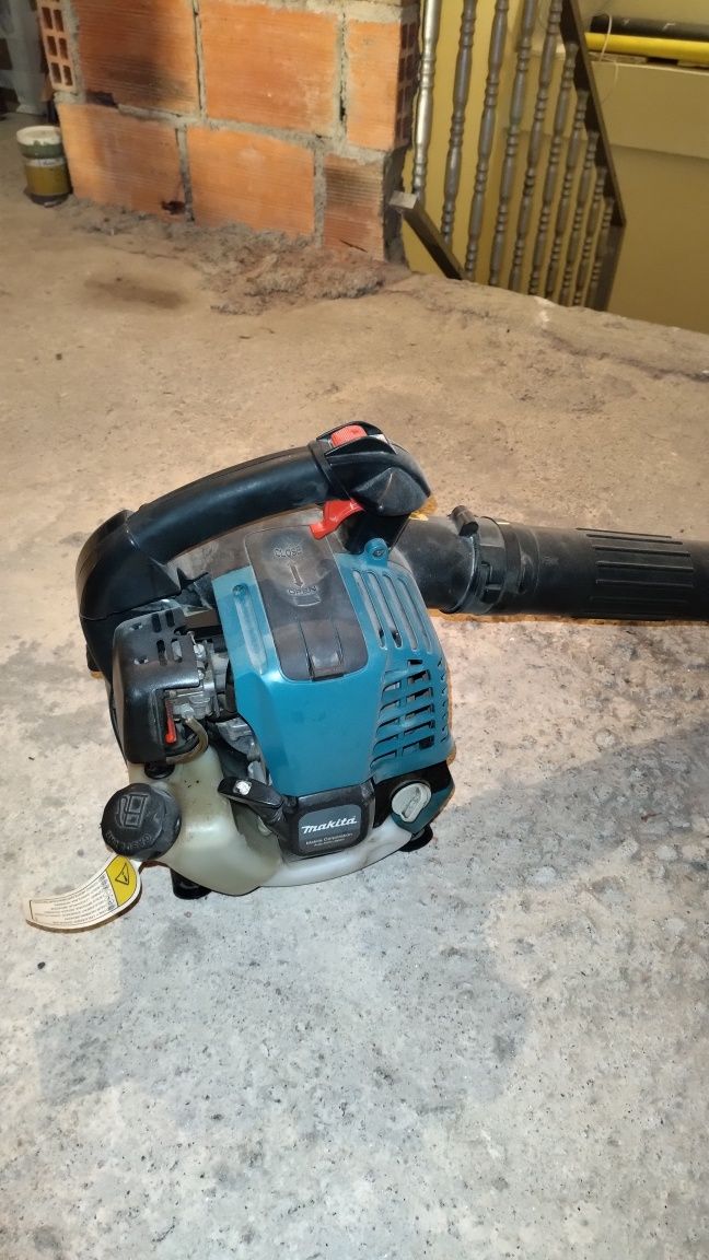 Soprador Makita gasolina