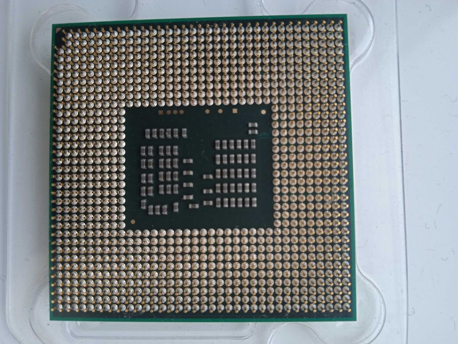 Процесор intel i3 330m