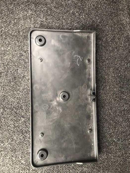 Продам рамку под номер VW JETTA