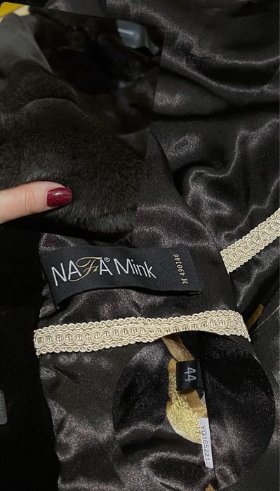 Шуба норкова з капюшоном крій кімоно  Nafa dark brown оверсайз 48-54