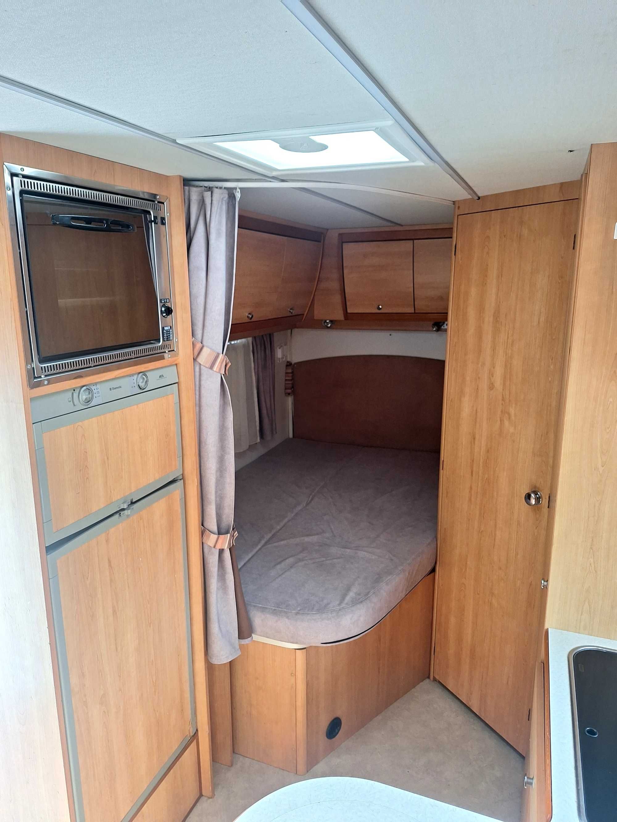 Autocaravana fordtransit  laika
