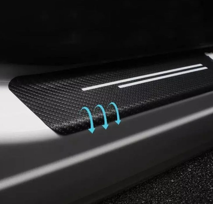Захисна плівка накладка на пороги для BMW Чорний Карбон Плюс 4 шт