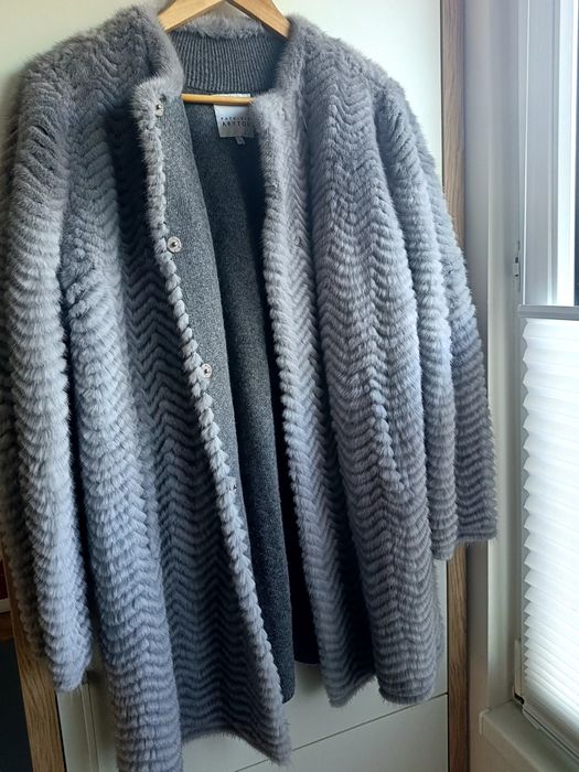 Płaszcz sweter Patrizia Aryton norki