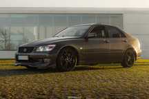 Lexus is200 Sport