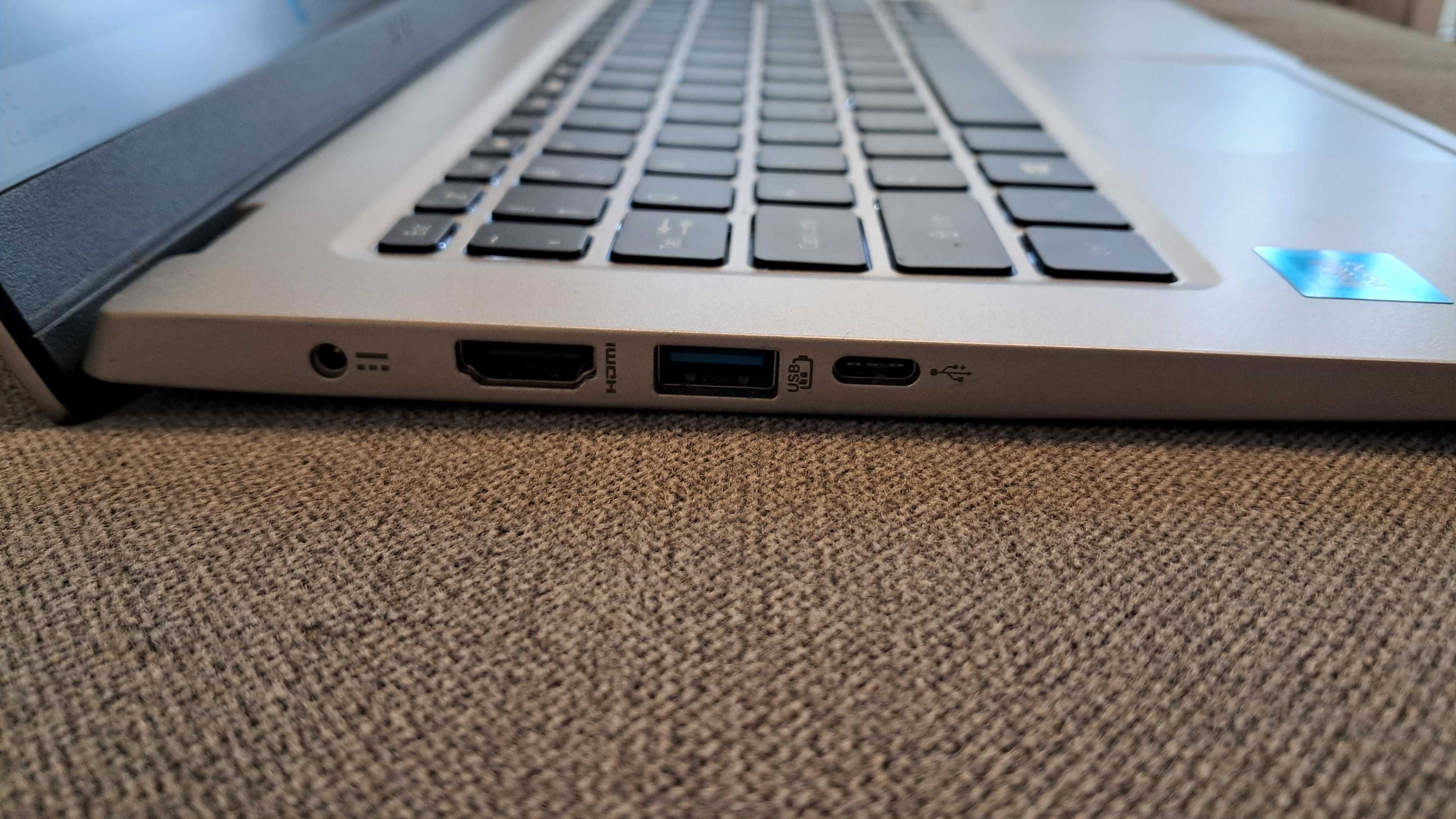 Laptop do pracy / nauki. Gotowy do użycia. Szybki SSD + bateria 4h