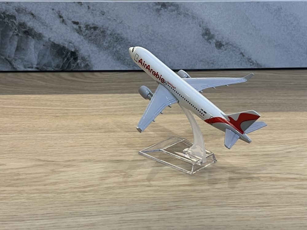 Model samolotu A320 AirArabia