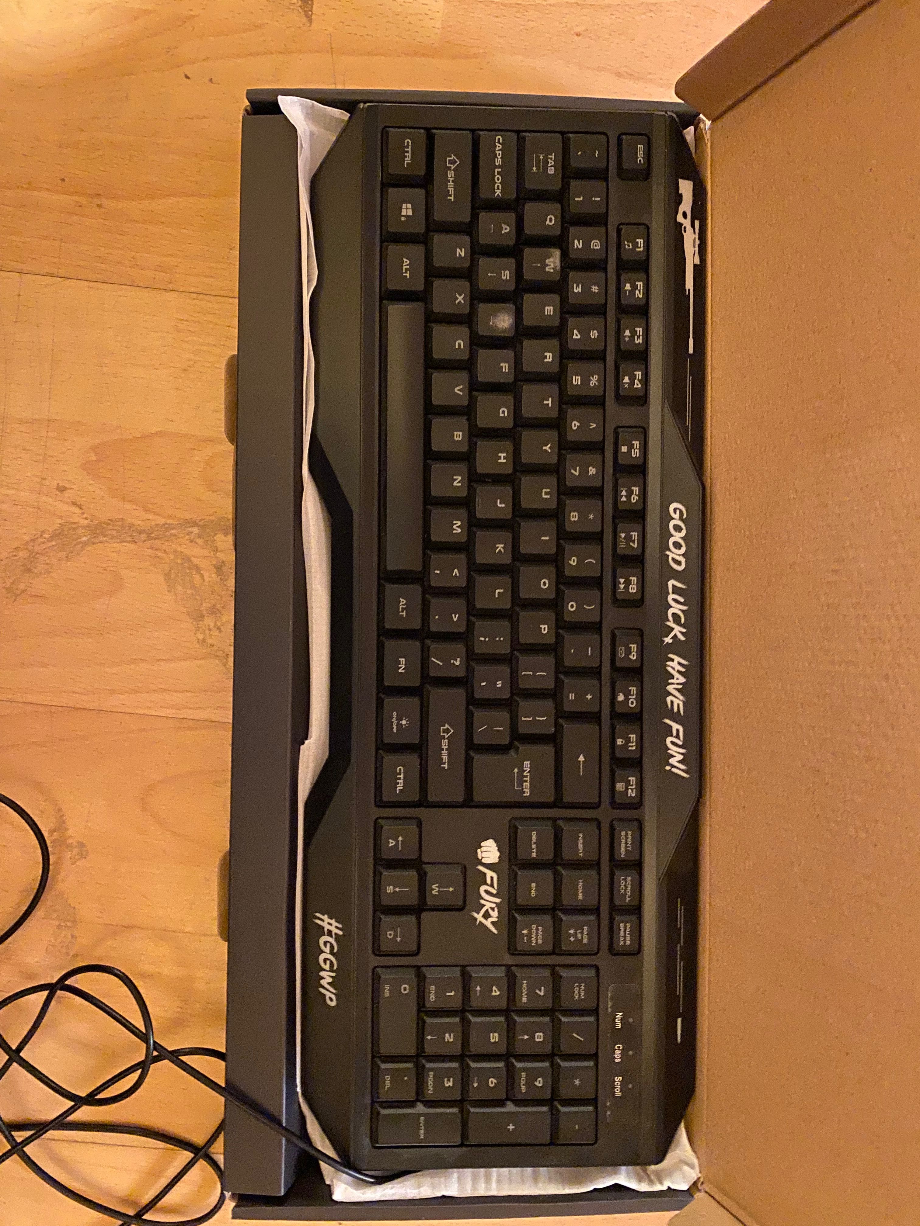 Klawiatura świecąca Rgb Fury