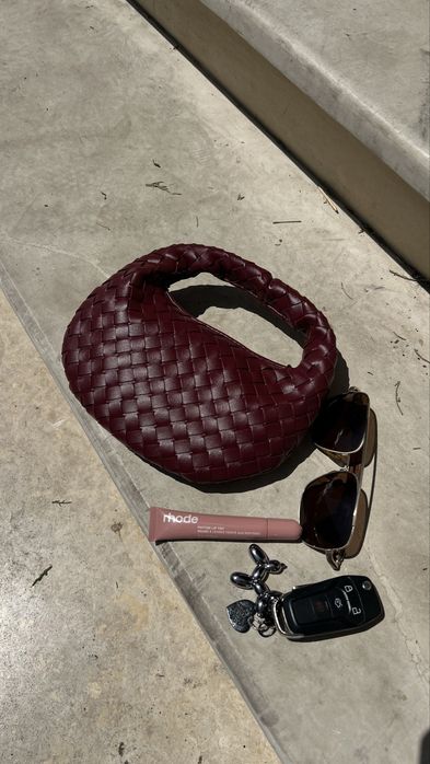 Кожаная сумка бургунди, боттега венета, плетенная шоко bottega veneta