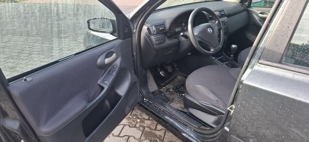 Fiat Stilo 1.6 b. + GAZ /2003r. / dobry stan/