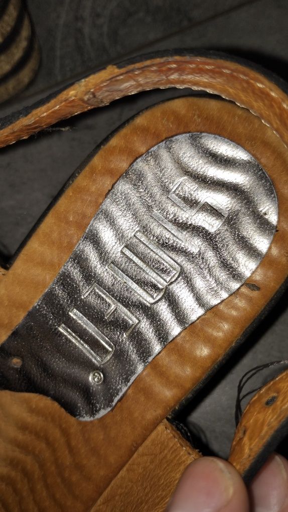 Buty na platformie czarne pomarańczowe