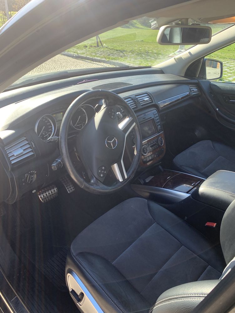 Mercedes r350 cinzenta