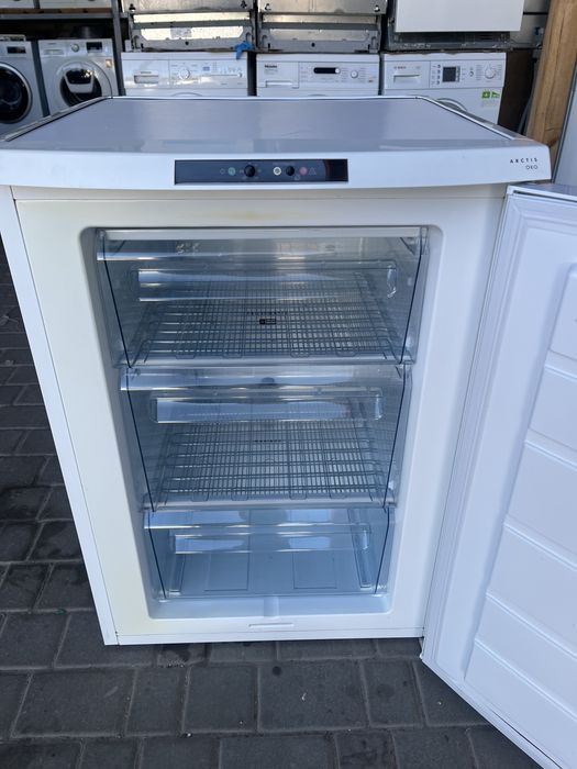 Морозильна камера AEG FD3290 На 3  поличок