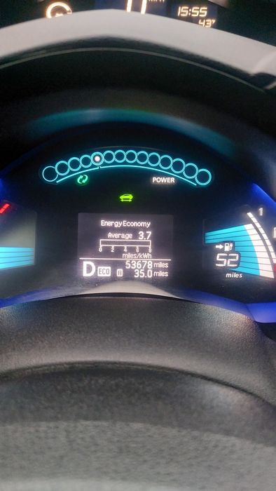 Nissan leaf.  ніссан ліф