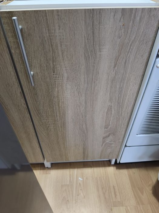 Szafki kuchenne wiszące i stojące