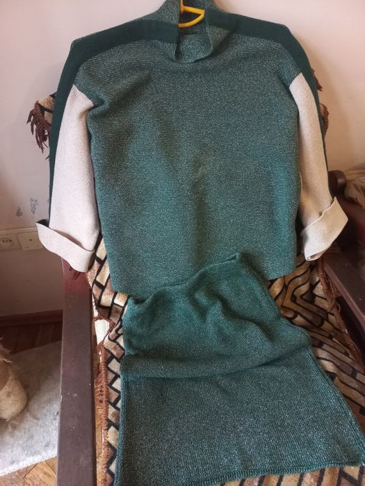 Костюм стильный, нарядный