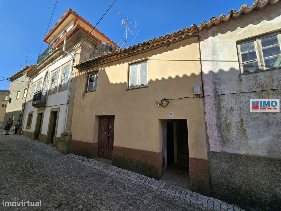 Moradia para Renovar na Lardosa