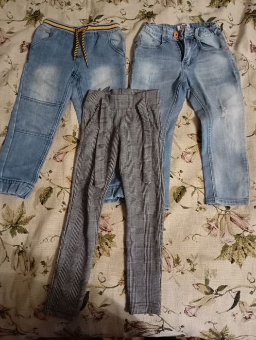 Продам пакетом одяг для дівчинки