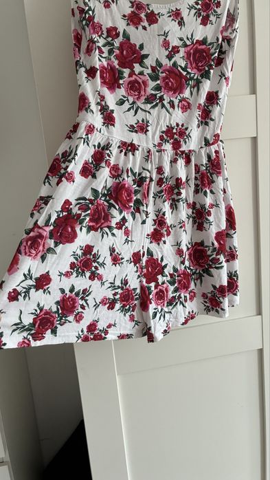 H&M XS/34 kombinezon bialy w roze na ramiaczkach wiskoza wiskozowy