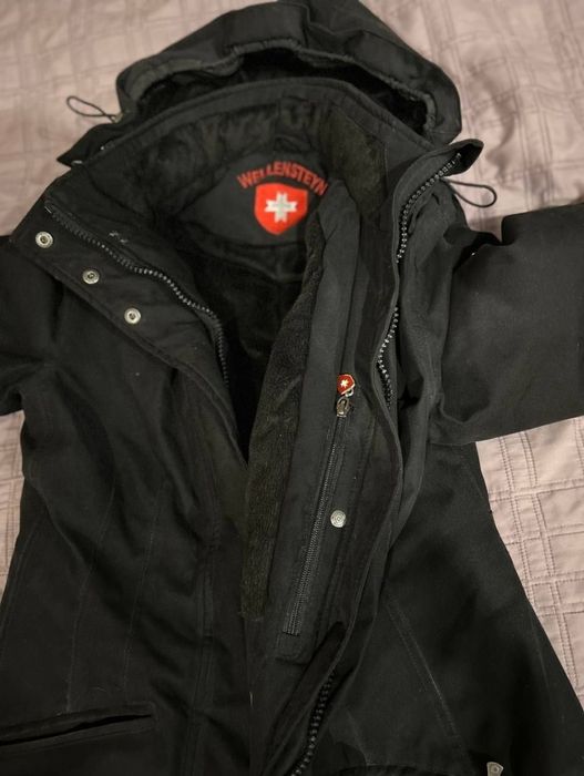 Тепла якісна парка від якісного німецького бренду Wellensteyn