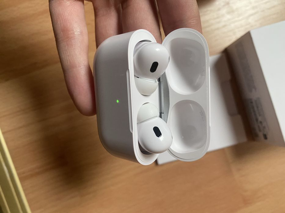 APPLE AIRPODS PRO 2 в ідеальному стані