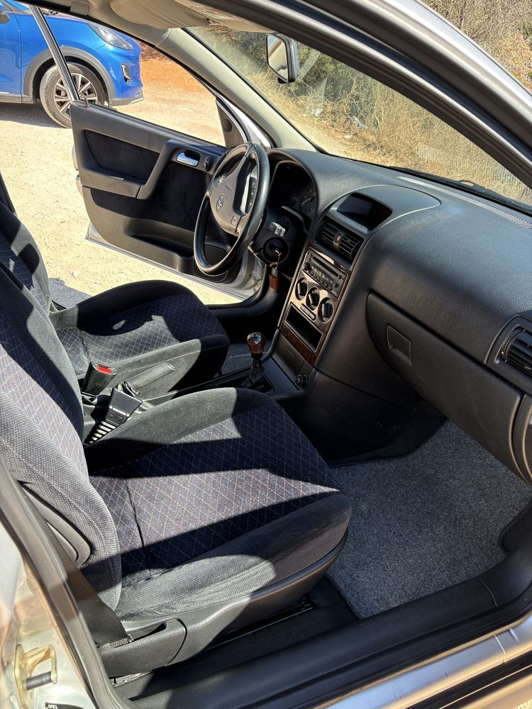Opel astra (muitissimo bom estado)