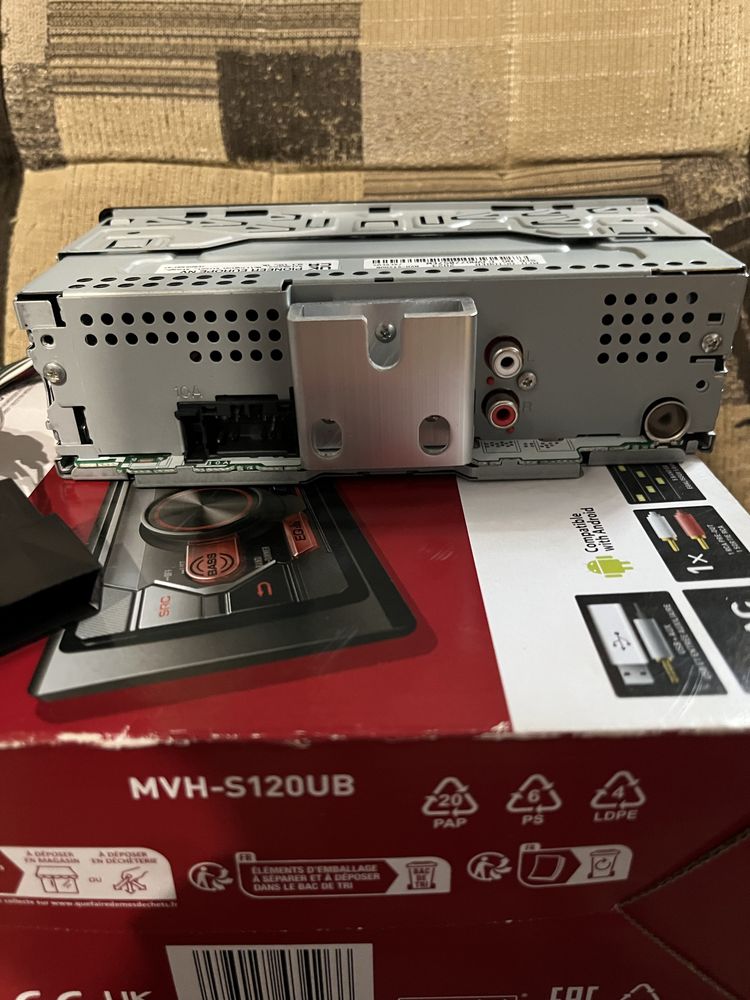 Radio Pioneer MVH-S120UB