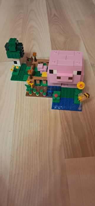 21268 LEGO Minecraft dom prosiaczka