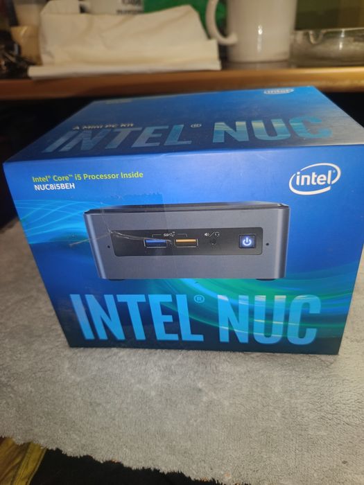 Mini Komputer Intel NUC8i5BEH  16GB Ram
