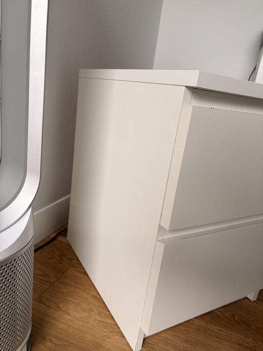 Ikea Malm szafka nocna komoda biala z szufladami
