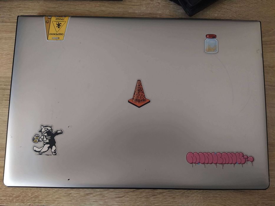 Ноутбук Lenovo i3-6006u/4gb ram/240gb ssd