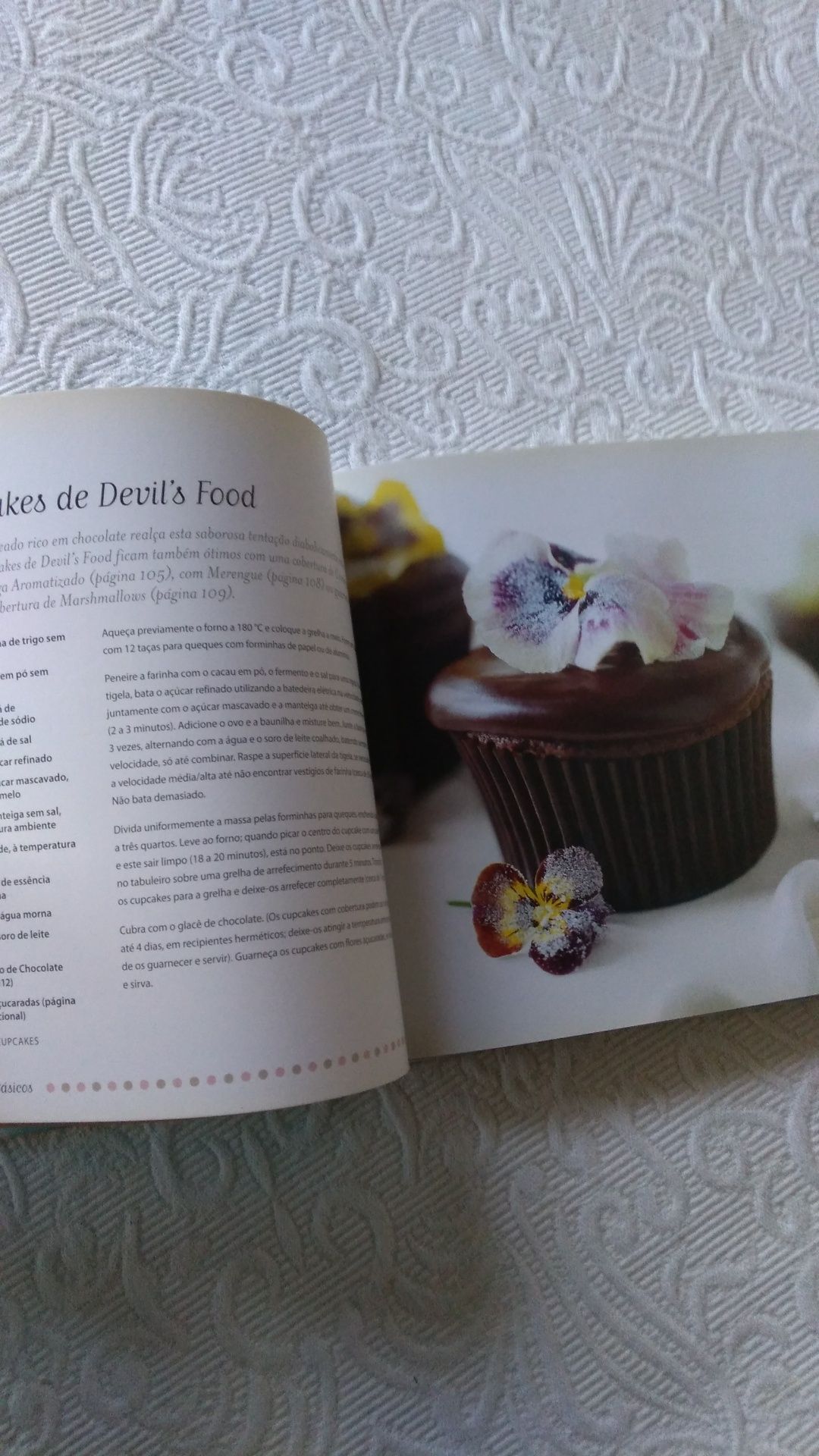 Livro Cupcakes de Shelly Kaldunski