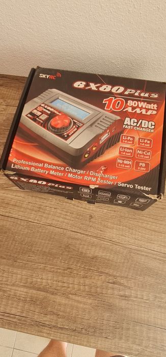 Carro X RAY XB4 2017