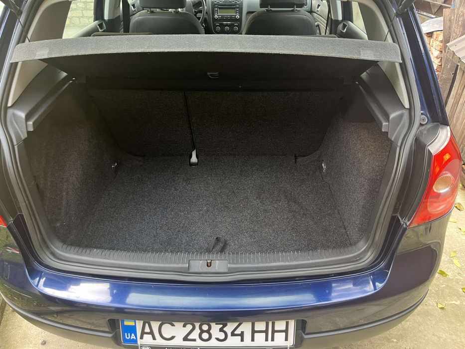 Volkswagen Golf 5 1.6 mpi