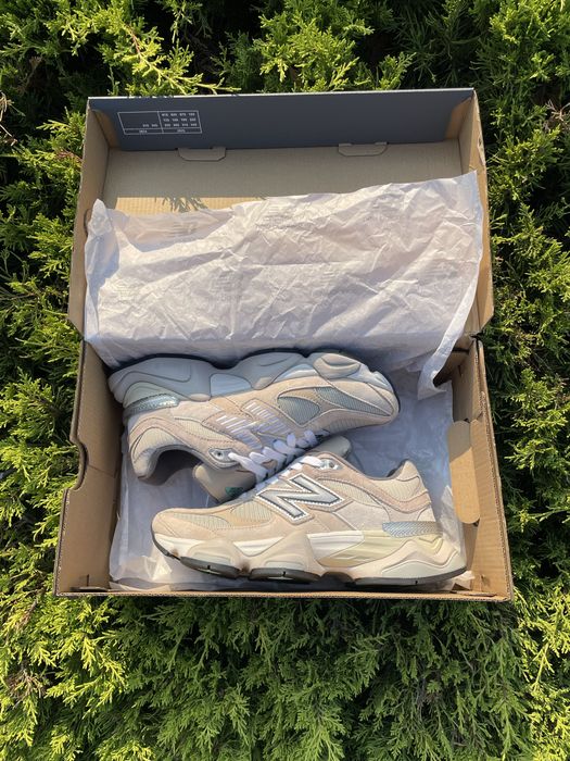 New Balance 9060